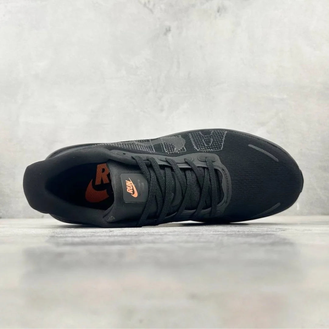 Nike Vomero Premium — Preto/Laranja
