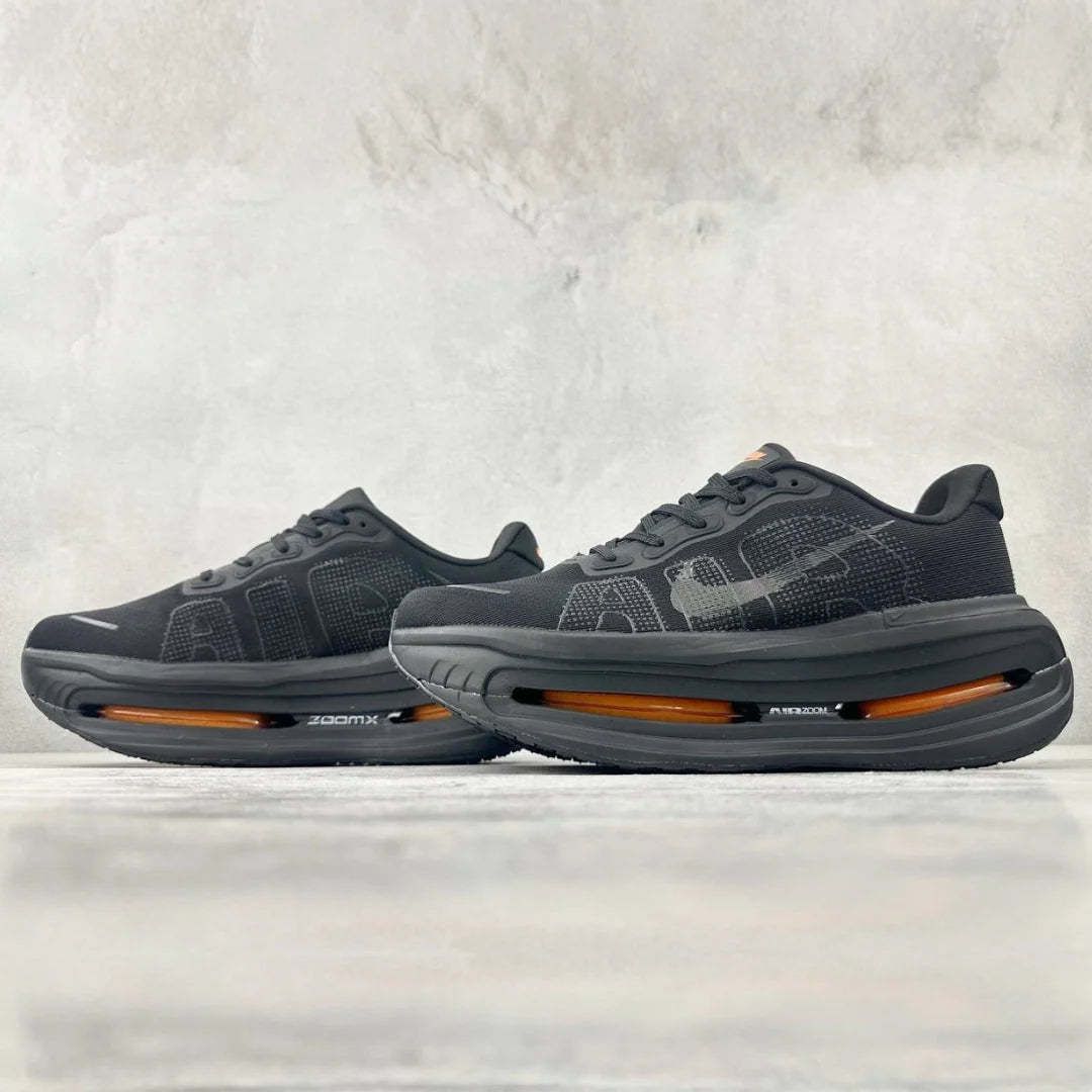 Nike Vomero Premium — Preto/Laranja
